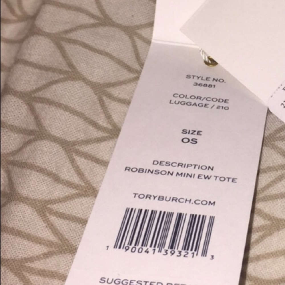 Tory Burch Robinson - Picture 6 of 6